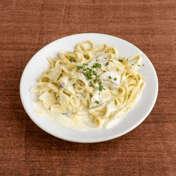 Fettuccine Alfredo